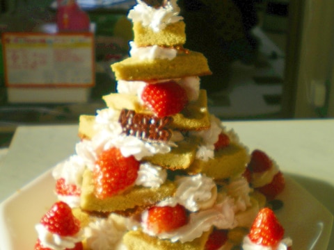 クリスマスケーキ クリスマスツリー ケーキ レシピ 作り方 By さぁー27 楽天レシピ